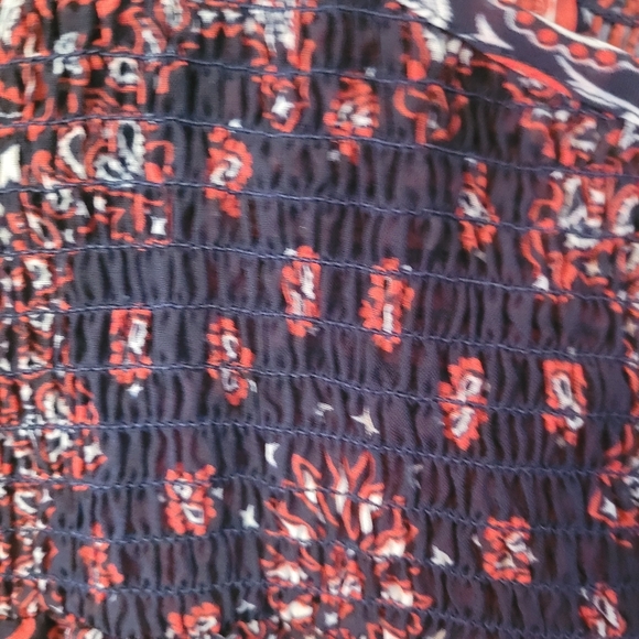 Westport sheer patchwork smocked top - 2X.        J17 - Picture 8 of 9